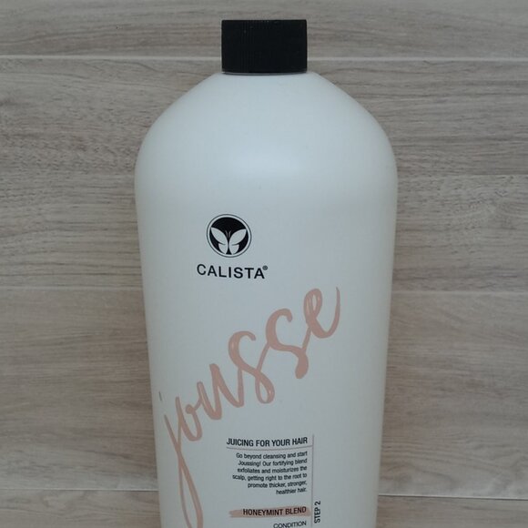 Calista Jousse | Juicing For Your Hair | HoneyMint Blend Condition| Step 2 - Picture 1 of 4